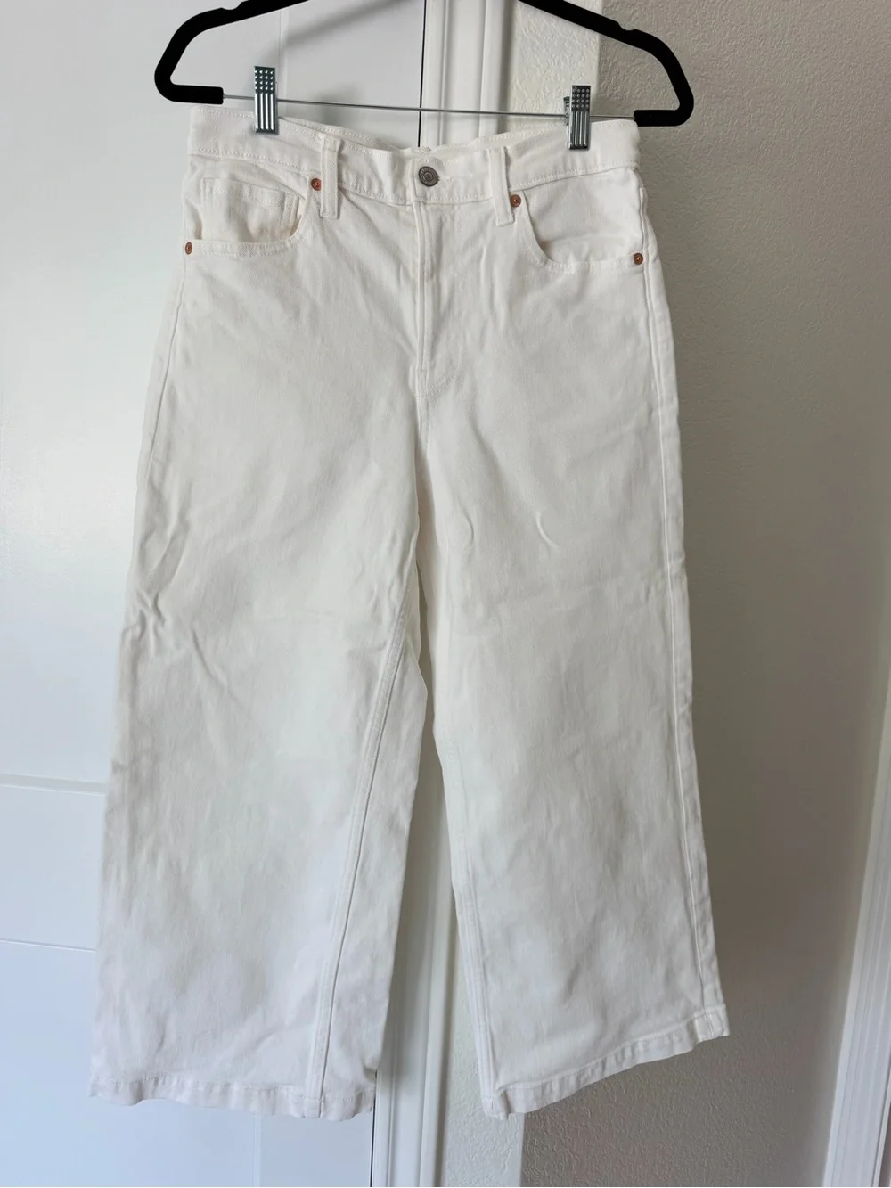 GAP White Wide-Leg Jeans